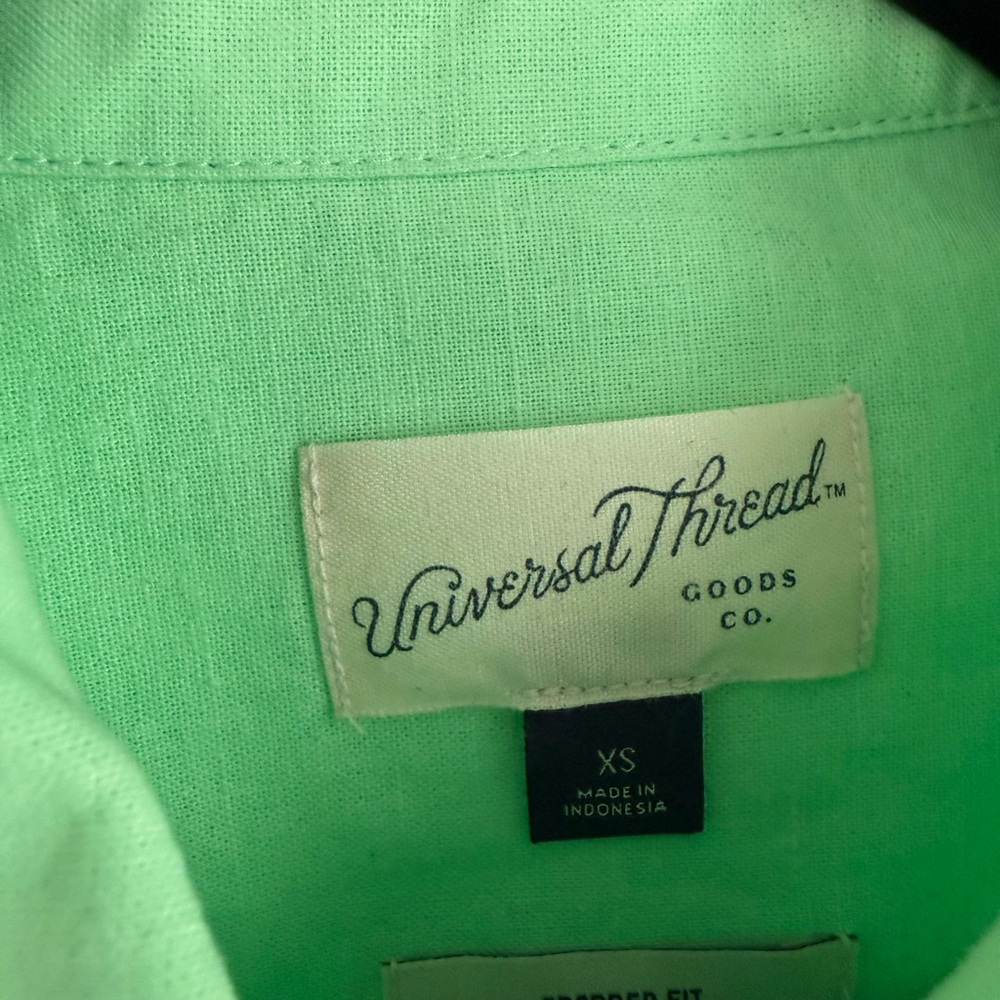 Universal Thread Light Green Casual Button Down S… - image 3